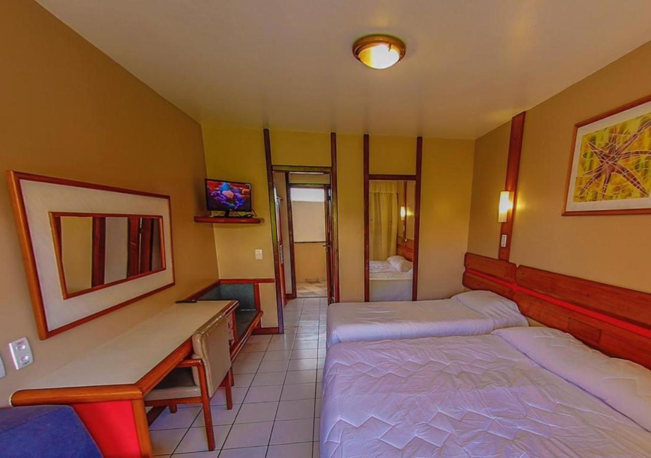 סנטה קרוז קברליה Costa Cabralia Hotel מראה חיצוני תמונה